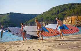 Stand Up Paddling in der Bucht Cala Montgó (800 m)